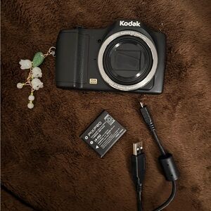 Kodak PIXPRO FZ152 Black Digital Camera